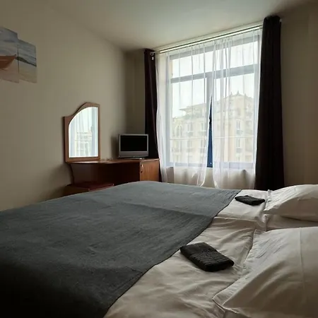 Apartamento Bratanov Rainbow 1 Studio Sunny Beach